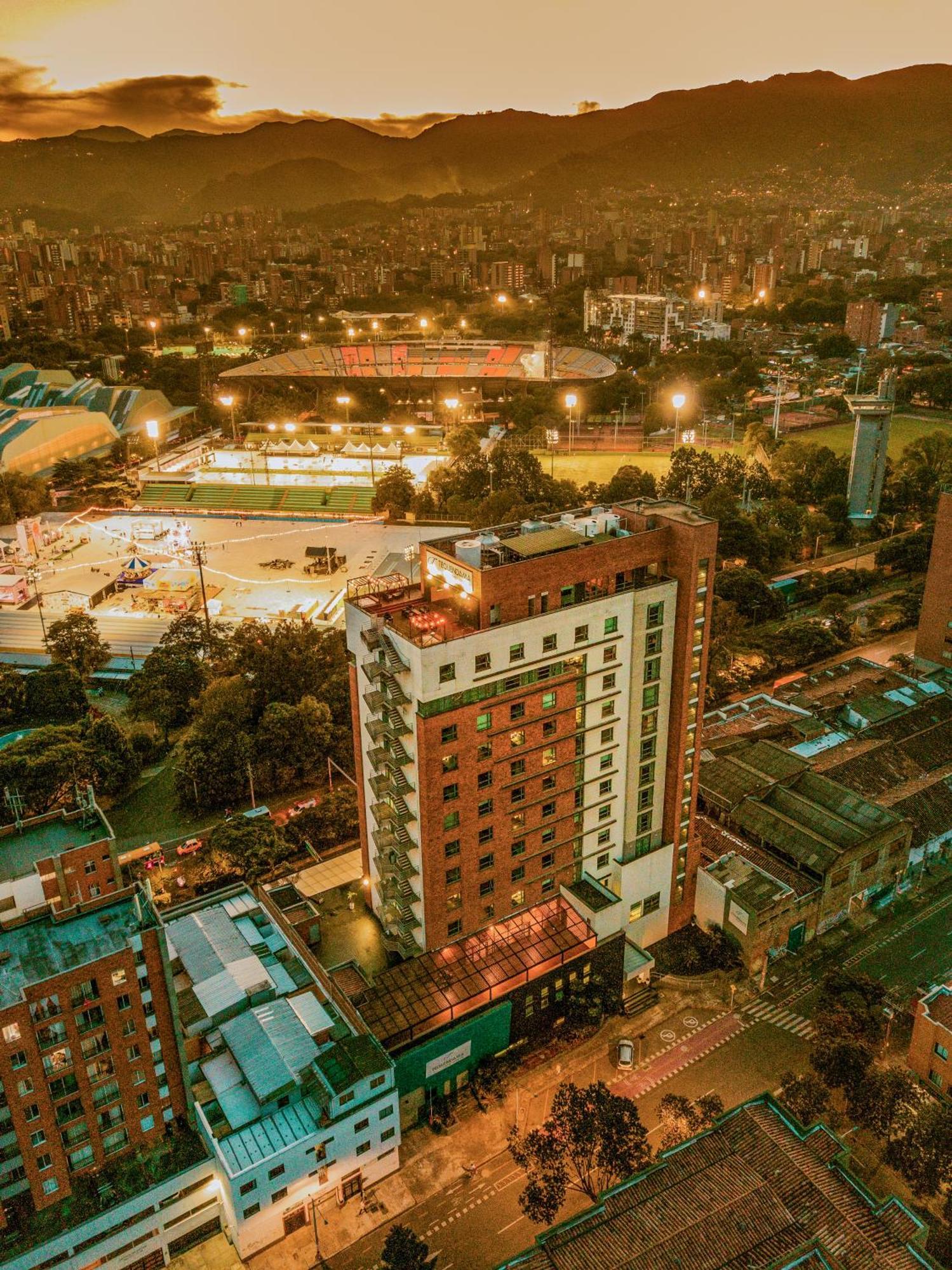 Tequendama Hotel Medellin - Estadio Buitenkant foto