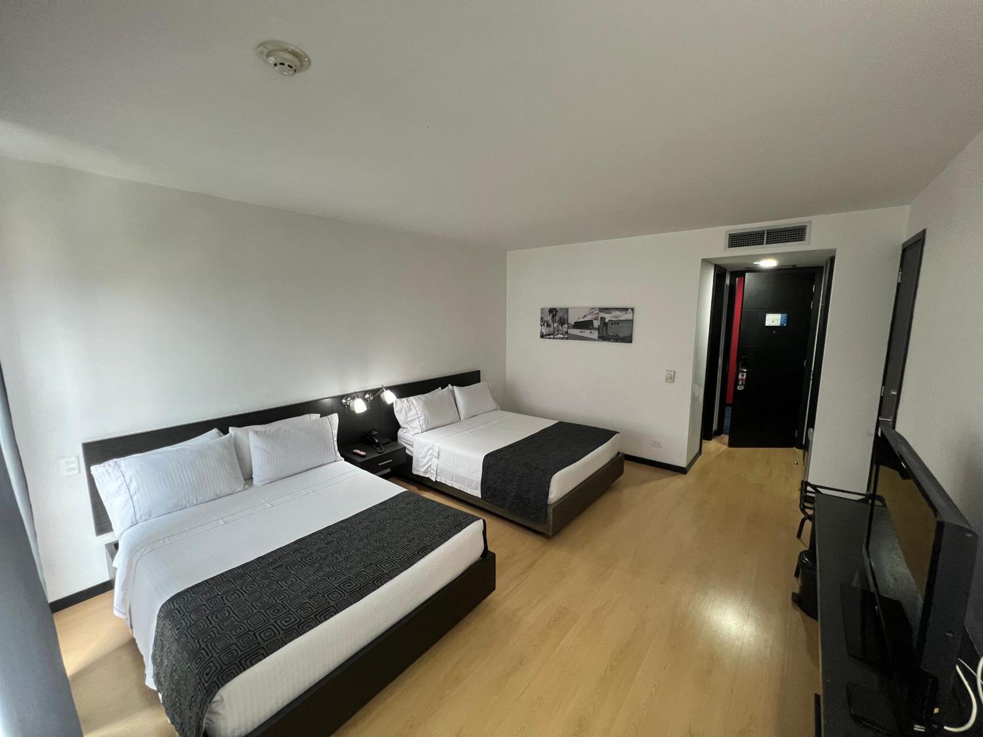 Tequendama Hotel Medellin - Estadio Buitenkant foto